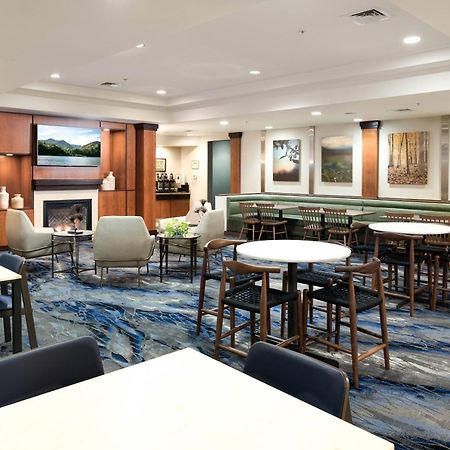 Fairfield Inn And Suites By Marriott South Boston Exterior photo